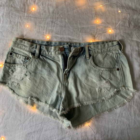 Urban Outfitters Bleached Denim Shorts - Picture 1 of 3